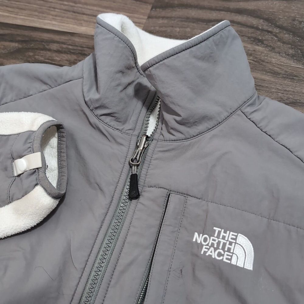 The North Face women's Sm Denali‎ jacket full zip fleece sweatshirt white grey